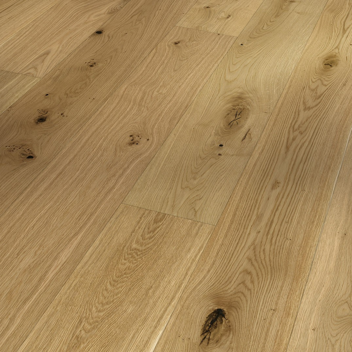 Oak Brushed (Wide Plank, Natur) with a solid oak top layer in natural oil plus finish