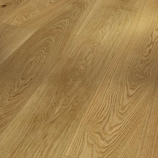 Oak Extra-Sized Wideplank (Natur) with a solid oak top layer in natural oil plus finish